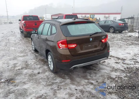 2014 BMW X1 xDrive28I z USA, uszkodzony, nr VIN WBAVL1C52EVY11753